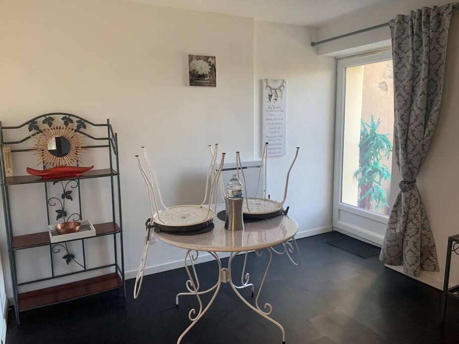 Studio Cosy Avec Terrasse. Appartement Boyer Buitenkant foto